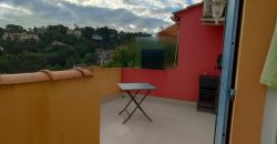 GUGL/1 Charmant 2P meublé, 29.06m²+terrasse 13.58m², climatisé, rénové, bien équipé, exposition Est avec parking privatif et piscine collective