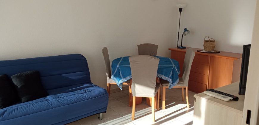 BED/1 Charmant 2 pièces Meublé, 27.64m², 4ème étage expo Ouest avec grand garage en sous-sol