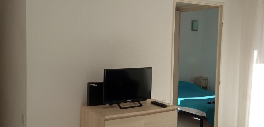 BED/1 Charmant 2 pièces Meublé, 27.64m², 4ème étage expo Ouest avec grand garage en sous-sol