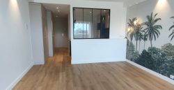 PARM/1 – Golfe Juan, Studio front de mer Vide, 33.33m² climatisé entièrement rénové, presta haut de gamme, PK sécurisé