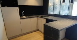 PARM/1 – Golfe Juan, Studio front de mer Vide, 33.33m² climatisé entièrement rénové, presta haut de gamme, PK sécurisé