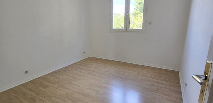 DEM/1 – Mougins, Voie Julia, Spacieux 4P Vide de standing, dernier étage vue panoramique, 2 PK ext&rsquo; sécu