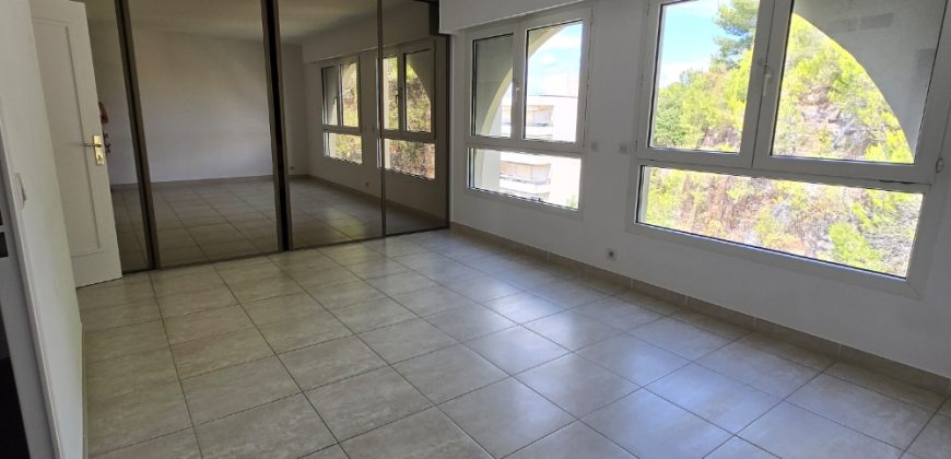 DEM/1 – Mougins, Voie Julia, Spacieux 4P Vide de standing, dernier étage vue panoramique, 2 PK ext&rsquo; sécu