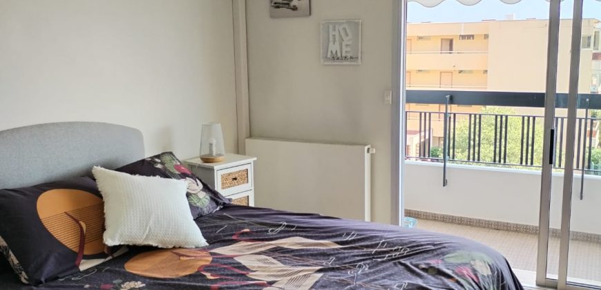 LOUCH/1 – Golfe Juan, Magnifique 2P Meublé climatisé rénové 51.19m², 3ème étage, Sud, 16M² Terrasse, Pk sécu