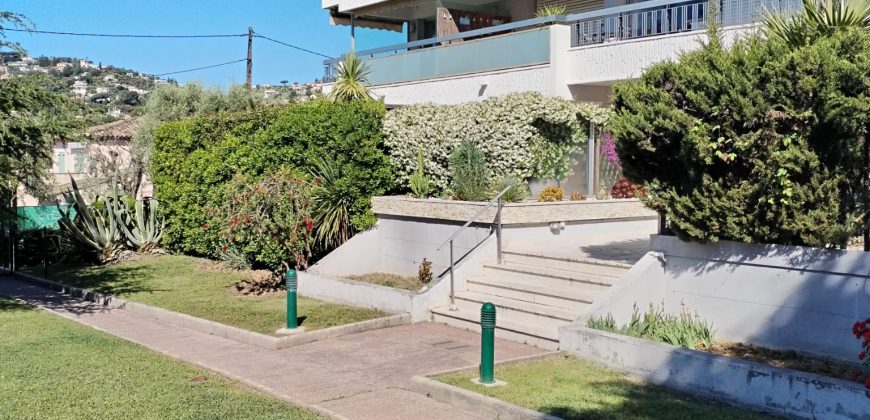 LOUCH/1 – Golfe Juan, Magnifique 2P Meublé climatisé rénové 51.19m², 3ème étage, Sud, 16M² Terrasse, Pk sécu
