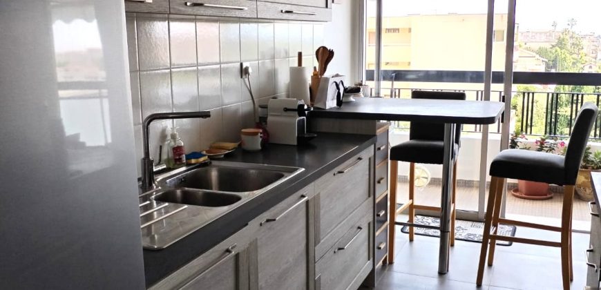 LOUCH/1 – Golfe Juan, Magnifique 2P Meublé climatisé rénové 51.19m², 3ème étage, Sud, 16M² Terrasse, Pk sécu