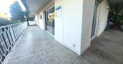 Exclu Grand 2P Terrasse Cave et Parking CANNES