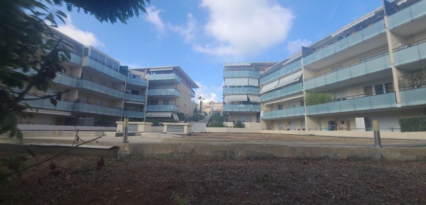 2P Terrasse + Parking sous-sol Vallauris