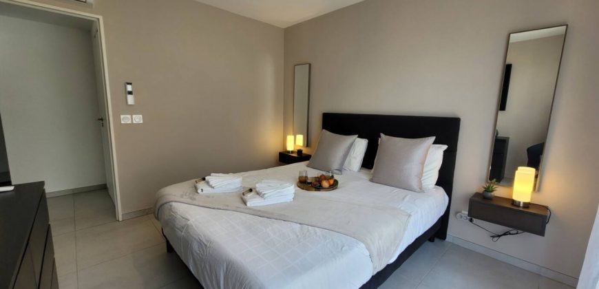 GAL/1 – Magnifique 3P meublé climatisé 64.85m² expo Sud-Est RDJ avec garage en sous-sol