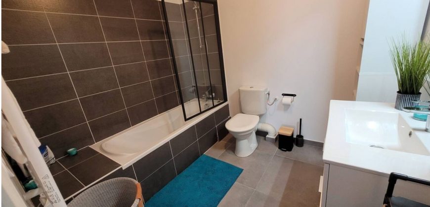 GAL/1 – Magnifique 3P meublé climatisé 64.85m² expo Sud-Est RDJ avec garage en sous-sol