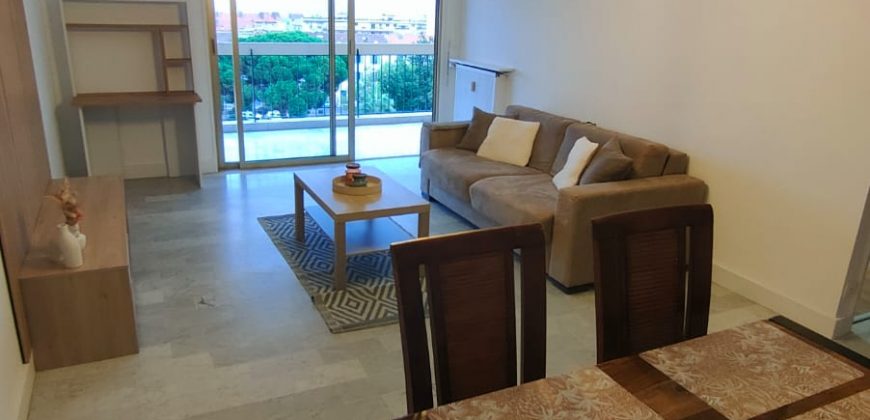 DHAU/1 – Centre de Golfe Juan, Spacieux 2P Meublé 50.81m² 6ème étage vue mer expo Sud, Pk et Cave