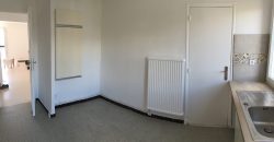 BOUL/1 – Vallauris Charmant 3P Vide 63.92m², 3ème étage sans ascenseur, expo Sud Vue Mer, cave et parking
