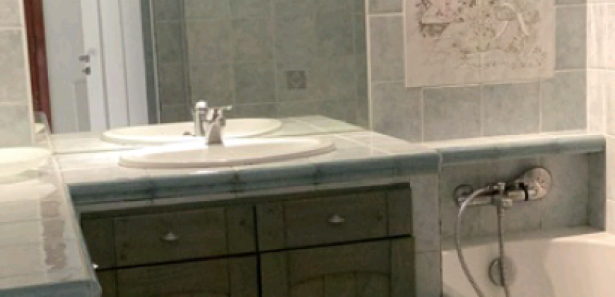 MORE/1 – Golfe Juan, Charmant 2P Meublé 29.72m², 2ème étage, terrasse expo Ouest, proche centre ville