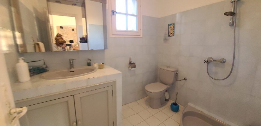 Maison 5P jardin + Appartement 3P parking cave Golfe Juan