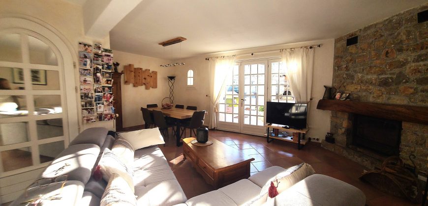 Maison 5P jardin + Appartement 3P parking cave Golfe Juan