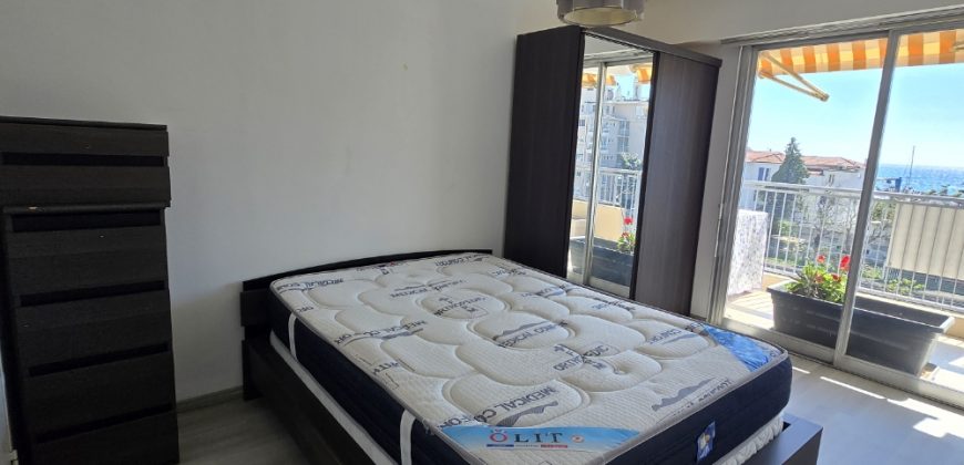 MAC/1 – Spacieux 2P meublé, climatisé, 43.92m², 3ème étage, bel aperçu mer plein Sud, proche centre ville