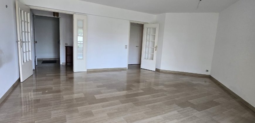 DORD/2P – EXCLU, Spacieux 2P 56.79m² Expo Sud Ouest, A rénover, cave et Garage privatif en sous-sol.