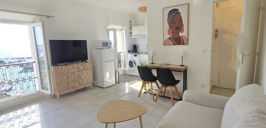 ARF/21 – Golfe Juan Vieux Port, Charmant Studio Meublé, rénové, 21.29m², Sud, 3ème étage sans ascenseur