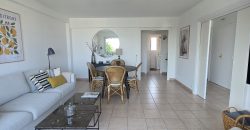 A Vendre, Front de Mer, Spacieux 2P 51.67m² très bon état, Traversant, 2ème ét. Ascenseur, garage 20.73m² de plain pied A Vendre, Front de Mer, Spacieux 2P 51.67m² très bon état, Traversant, 2ème ét. Ascenseur, garage 20.73m² de plain pied