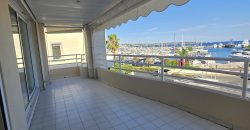 ULS/205 – GOLFE JUAN, Front de Mer Charmant 3P Vide 56.09m², 2ème ét. Expo Sud vue sur Port C. Rayon, garage