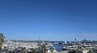 ULS/205 – GOLFE JUAN, Front de Mer Charmant 3P Vide 56.09m², 2ème ét. Expo Sud vue sur Port C. Rayon, garage