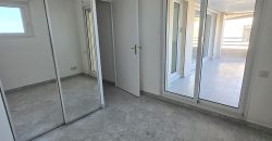 ULS/205 – GOLFE JUAN, Front de Mer Charmant 3P Vide 56.09m², 2ème ét. Expo Sud vue sur Port C. Rayon, garage