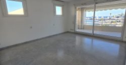 ULS/205 – GOLFE JUAN, Front de Mer Charmant 3P Vide 56.09m², 2ème ét. Expo Sud vue sur Port C. Rayon, garage