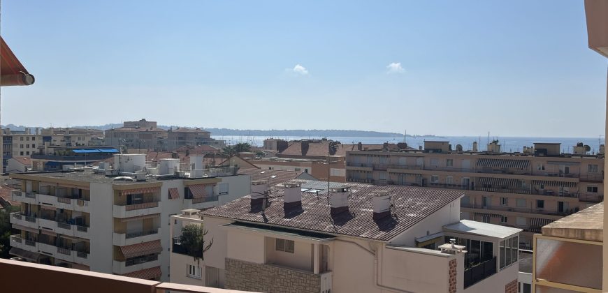 GOLFE JUAN, dernier étage