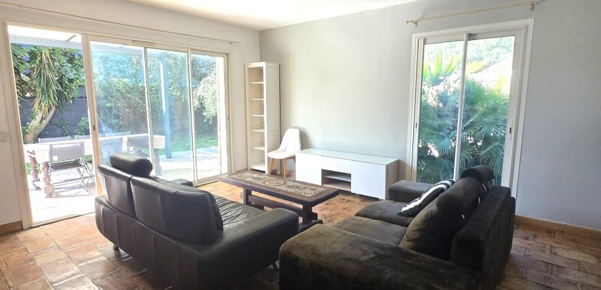 BAR/1, Le Cannet – Maison mitoyenne de 102.34m² Meublé, climatisé, sur 1 étage, plein Sud, Piscine privative, 2 Pk