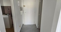 CHIL/1 – Vallauris, Charmant studio vide repeint 26.83m² 1er ét. Expo Est, Cave + Parking