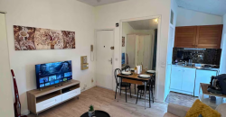ARF/22 – Golfe Juan, Charmant Studio meublé 18.03m² climatisé 3ème Et. sans ascenseur, Front de Mer ARF/22 – Golfe Juan, Charmant Studio meublé 18.03m² climatisé 3ème Et. sans ascenseur, Front de Mer