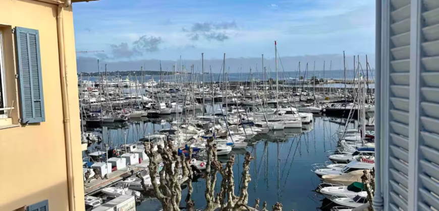 ARF/22 – Golfe Juan, Charmant Studio meublé 18.03m² climatisé 3ème Et. sans ascenseur, Front de Mer